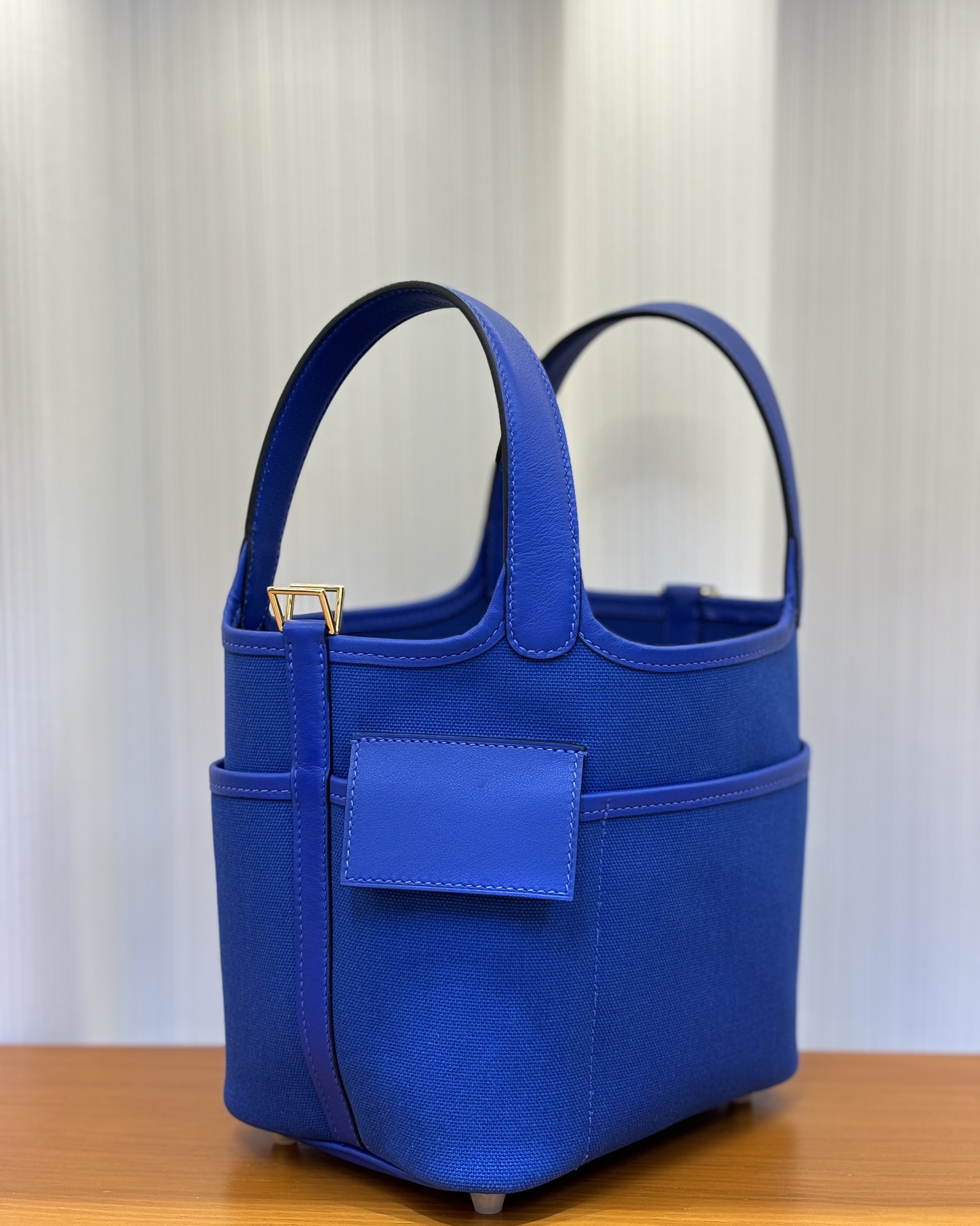 Hermes Picotin Lock 18 Pocket Bag In Blue